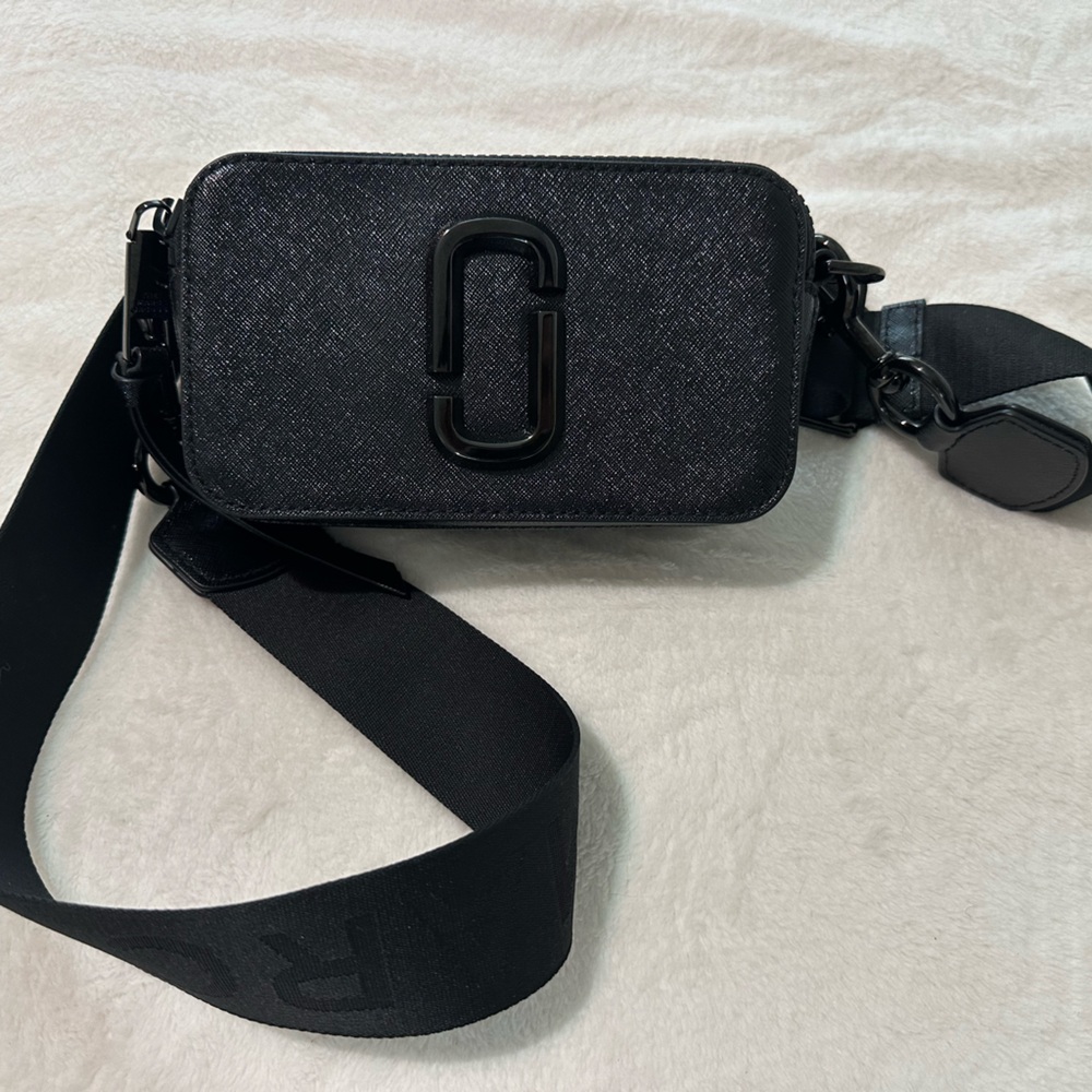 Marc Jacobs Camera bag